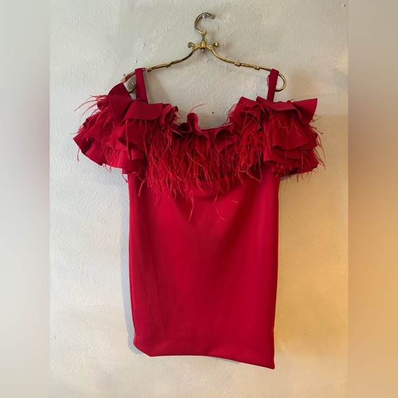 Badgley‎ Mishka Red Off-Shoulder Dress - Picture 2 of 9